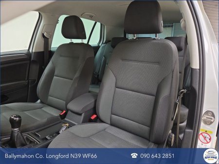 2020 Volkswagen Golf 1.6 TDI 115HP Trendline €17,950 thumbnail