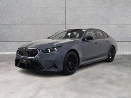 2026 BMW M5  thumbnail