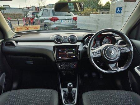 2023 Suzuki Swift - thumbnail 13