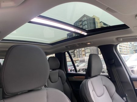 2025 Volvo XC90 - thumbnail 19