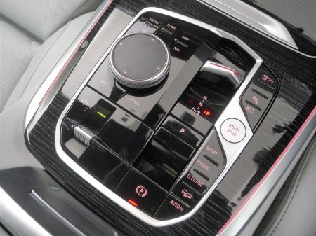 2025 BMW X5 - thumbnail 10