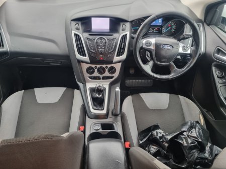 2014 Ford Focus - thumbnail 8