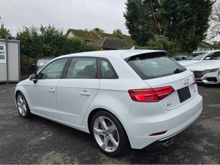 2018 Audi A3 1.4 FULL LEATHER SEATS / VIRTUAL COCKPIT - SMARTPHONE INTERFACE- SATNAV - VIRTUAL COCKPIT - NAVIGATION REVERSING CAMERA -BLIND SPOT - PARKING SENSORS- LEATHER €17,950 thumbnail