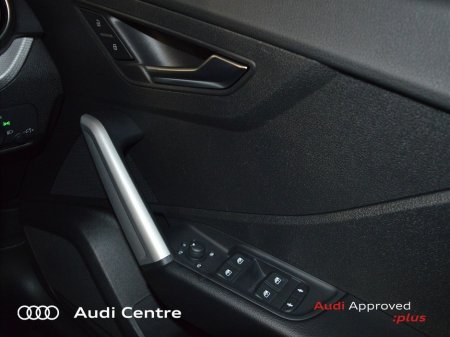 2024 Audi Q2 30 TFSI 110HP SE €35,499 thumbnail