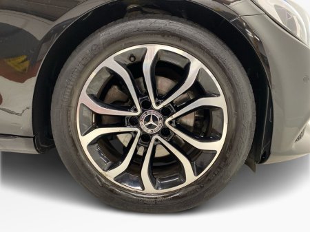 2018 Mercedes-Benz C Class C 180 d Night Edition Auto €25,950 thumbnail