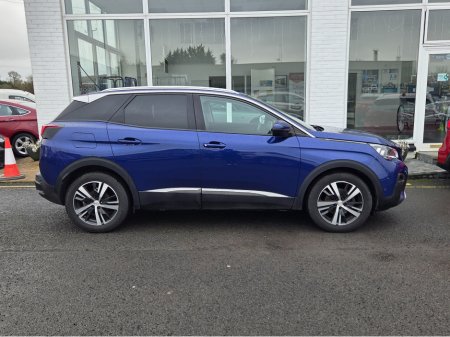 2018 Peugeot 3008 ALLURE 1.2 130 4DR €13,990 thumbnail