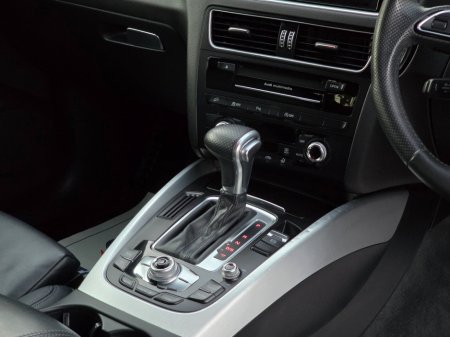 2015 Audi Q5 2.0TDI 150HP Ultra S Line €19,995 thumbnail