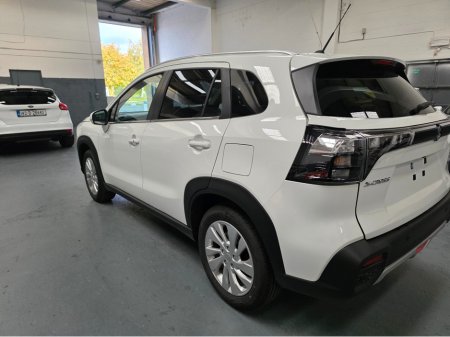 2025 Suzuki S-CROSS Motion Mild Hybrid €34,200