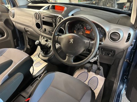 2016 Peugeot Partner Tepee - thumbnail 8