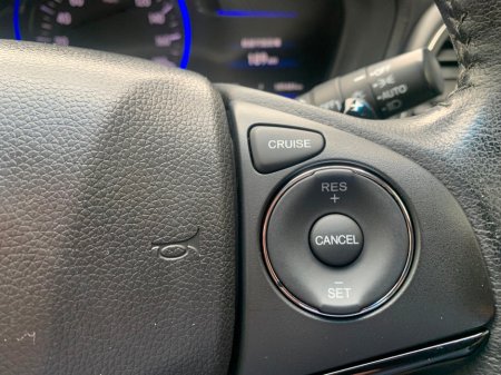 2014 Honda Vezel 1.5 HYBRID 5DR // 09/26 NCT AND €180 ROAD TAX // AIR CON, REVERSE CAMERA AND BLUETOOTH // €10,950 thumbnail