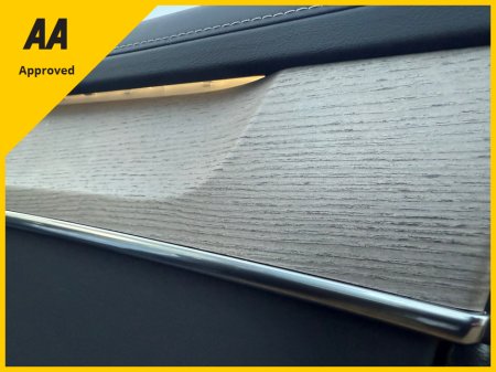 2025 Volvo XC90 - thumbnail 36