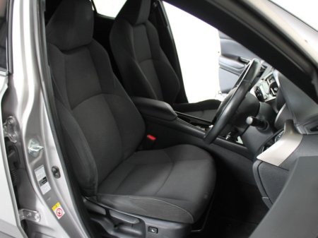 2019 Toyota C-HR - thumbnail 24