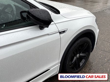 2018 Volkswagen Tiguan 4 MOTION R-LINE , DSG // IMMACULATE €29,950 thumbnail