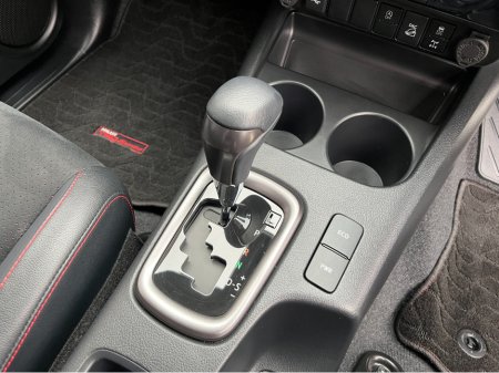 2024 Toyota Hilux - thumbnail 15