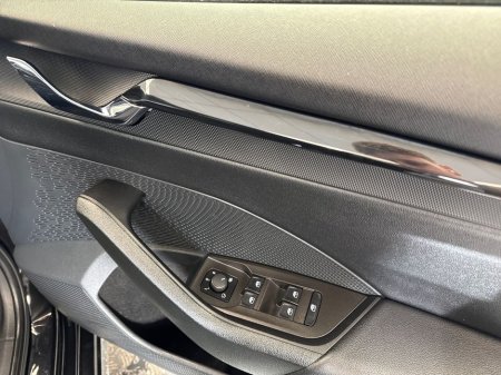 2024 Skoda Octavia - thumbnail 10