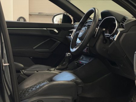 2022 Audi RS Q3 - thumbnail 25