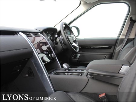 2023 Land Rover Discovery 2 Seater Commercial 3.0 AWD SE || Available To Order