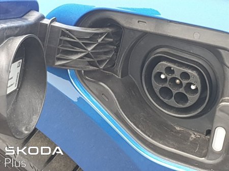 2022 Skoda Octavia RS 1.4TSI 245bhp DSG €35,950 thumbnail