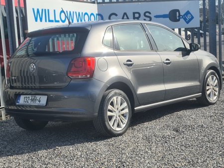 2013 Volkswagen Polo - thumbnail 2