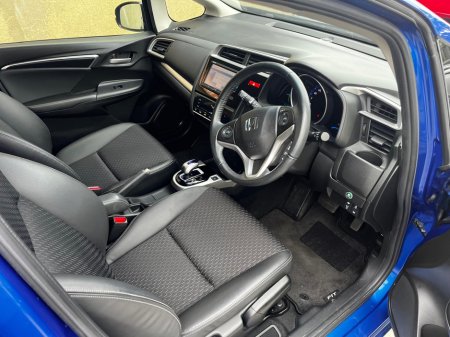 2016 Honda Fit AUTOMATIC SELF CHARGING HYBRID €12,750