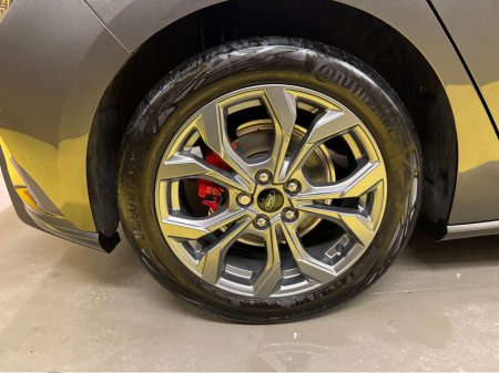 2025 Ford Focus ST-LINE 5DR 1.0T 125 MHEV €29,950 thumbnail