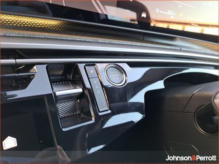 2025 Peugeot 5008 TOP SPEC ! BEV 73kwh 210hp GT ! €58,900 thumbnail