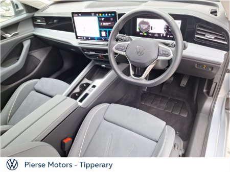 2025 Volkswagen Passat - thumbnail 2