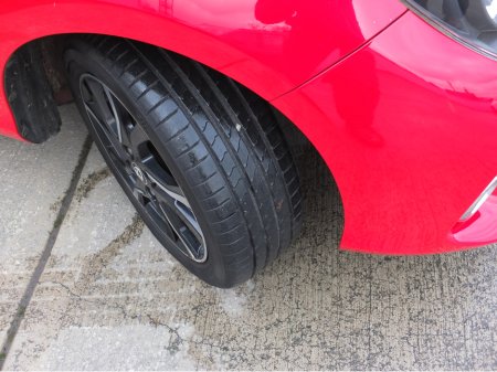 2016 Toyota Yaris 1.33 VVT-I SPORT 5DR €9,450 thumbnail