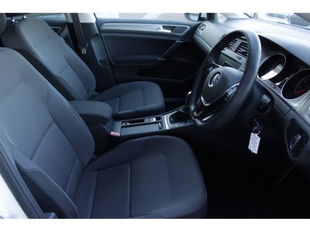 2016 Volkswagen Golf - thumbnail 11