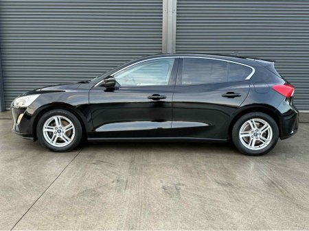 2018 Ford Focus 1.5 TDCI ZETEC 95PS 5DR €14,950 thumbnail