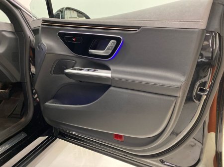 2025 Mercedes-Benz EQE - thumbnail 21