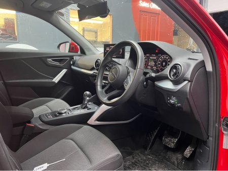 2019 Audi Q2 ONLY €19950! 2019 AUDI Q2 30TFSI SPORT 1.0 AUTOMATIC / CRUISE CONTROL  / HEATED SEATS / REVERSE CAMERA €19,950 thumbnail