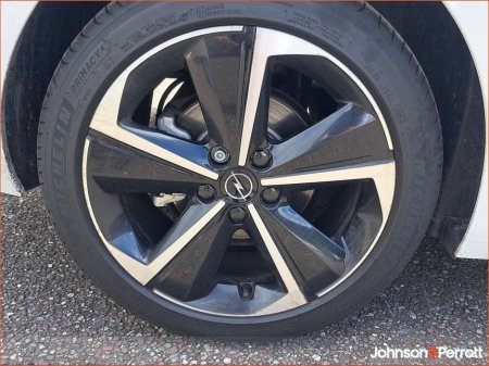 2025 Opel Astra Elegance 1.2 110hp 6-speed MY25 €29,900 thumbnail