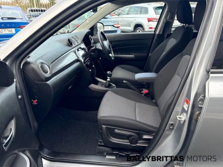 2023 Suzuki Vitara 1.4 Hybrid SZ4 MT thumbnail