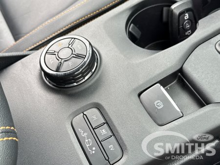 2025 Ford Ranger WILDTRAK 2.3 *PHEV * 280PS AUTO €49,950 thumbnail