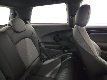 2022 MINI Hatch Electric Level 2 €20,950 thumbnail