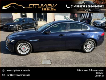 2017 Jaguar XE - thumbnail 7