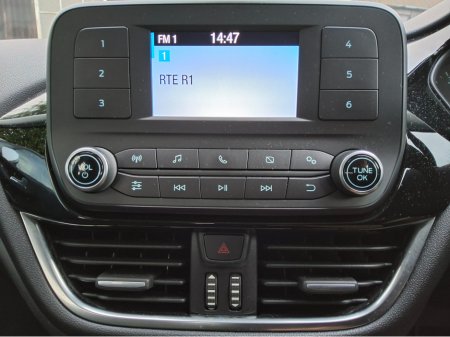 2018 Ford Fiesta 1.1 ZETEC - Low Mileage - 1 Owner - €14,950 thumbnail