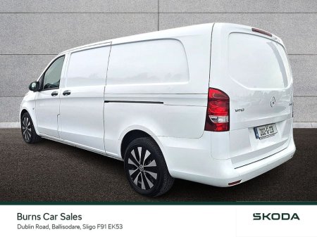 2020 Mercedes-Benz Vito VITO 116 Select Auto €22,500 thumbnail