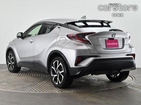 2017 Toyota C-HR - thumbnail 3