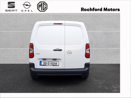 2026 Opel Combo L1H1 Komfort 1.5D 100HP €21,050 thumbnail