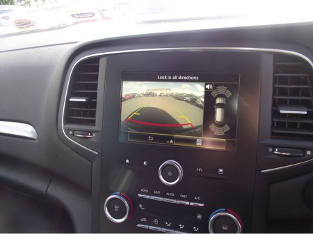 2020 Renault Megane ICONIC BLUE 1.5DCI 115PS 5DR  MY1 €13,950 thumbnail