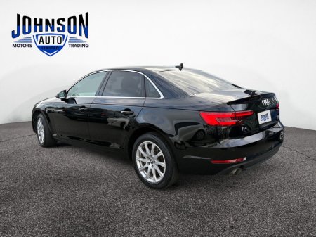 2017 Audi A4 - thumbnail 3