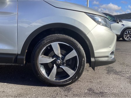 2016 Nissan Qashqai - thumbnail 9