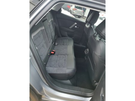 2025 Citroen C4X MAX BLUEHDI 130 EAT8