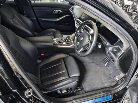 2020 BMW 3 Series 320D X-Drive M-SPORT TOURING 2.0 DIESEL AUTO €30,950 thumbnail