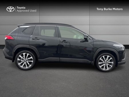 2025 Toyota Corolla CROSS - Save EUR 4,000 - LunaSport - 1.8 Hybrid - Automatic - EUR 190 Tax // Remote Central Locking // Front Electric Windows // Rear Electric Windows // Electric Mirrors // Apple Carplay €40,980