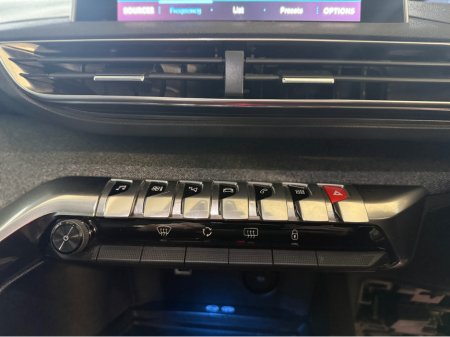 2020 Peugeot 5008 - thumbnail 19