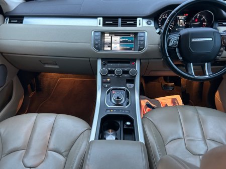 2015 Land Rover Range Rover Evoque 2.2 TD4 150HP AUTO 4WD PURE TECH €15,999 thumbnail