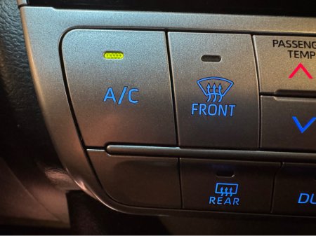 2022 Toyota Landcruiser LANDCRUISER LWB  COMMERCIAL // NO VAT // €44,950 thumbnail